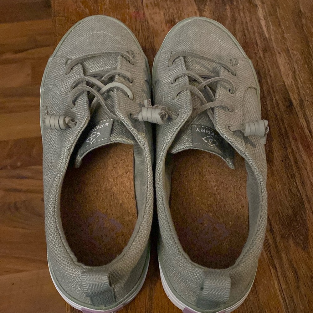 Sperry green size 8 sneakers